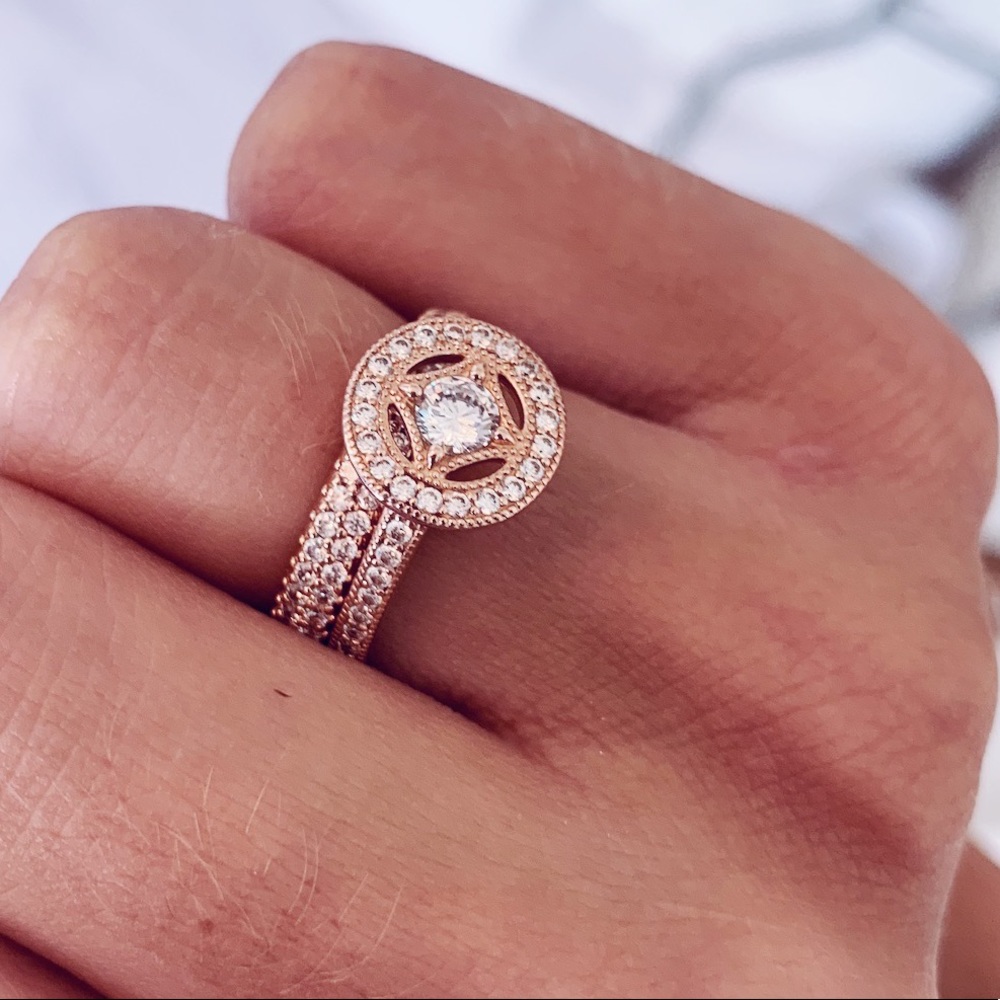 Pandora Vintage Circle Ring And Sparkle & Hearts Ring